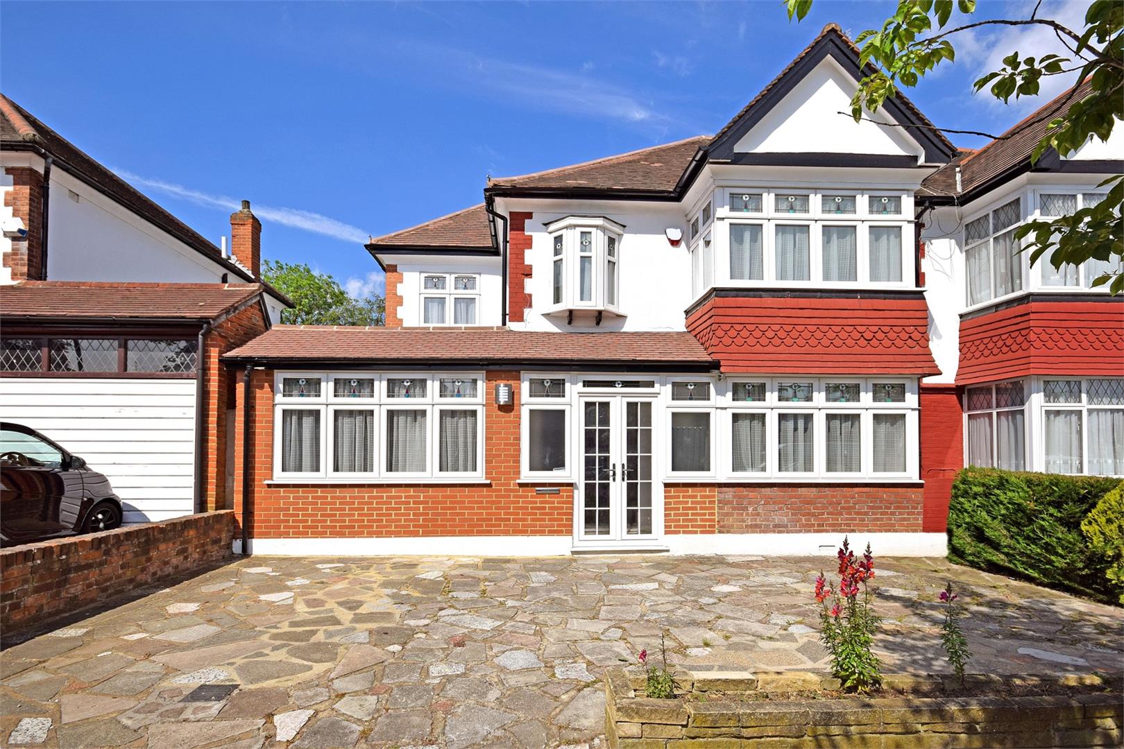 The Fairway, WEMBLEY